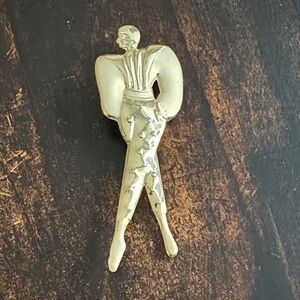 Gold Tone Fashion Brooch